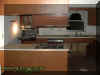 kitchen.jpg (24212 bytes)