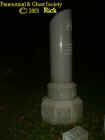 brokenpillar.jpg (18661 bytes)