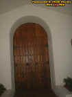 oakdoor.jpg (35185 bytes)