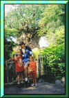 kidsricktreeoflife.jpg (58694 bytes)