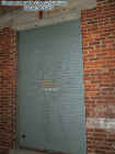 stageentrance.jpg (37027 bytes)