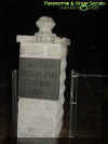 entrancecolumn.jpg (23101 bytes)