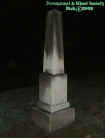 stonemonument.jpg (21723 bytes)